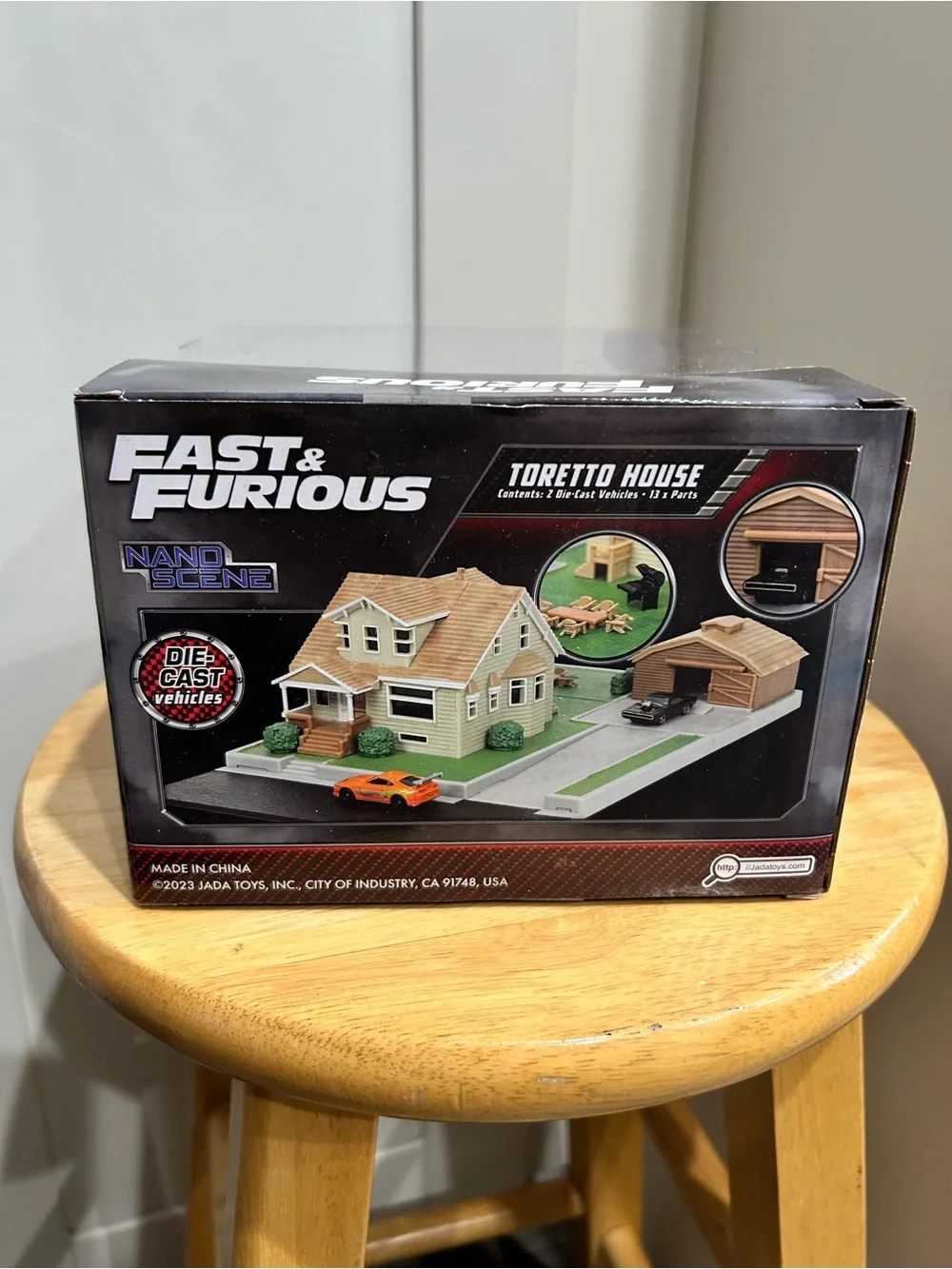 Jada Fast & Furious Nano Scene Toretto House Playset with Orange Car